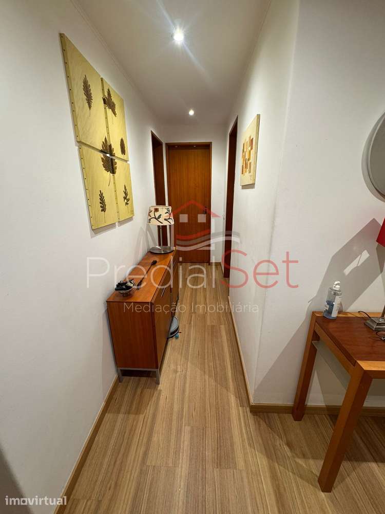 Apartamento T4  Remodelado em Corroios - Grande imagem: 4/18