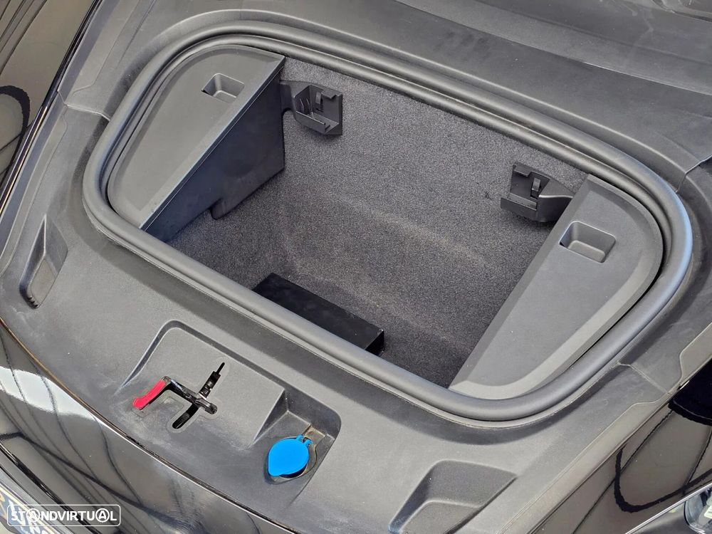 Porsche Taycan 4 - 56