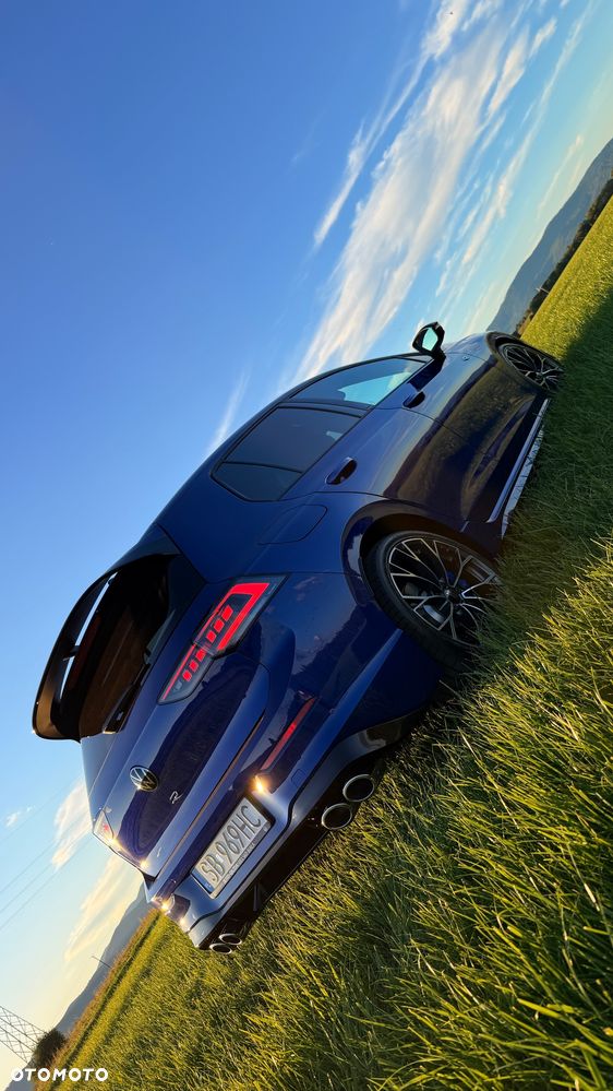 Volkswagen Golf 2.0 TSI 4Motion R DSG - 9