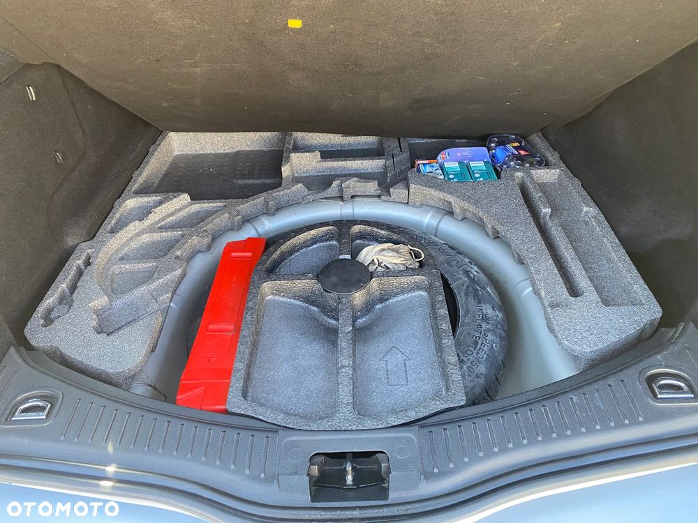 Ford Mondeo 2.0 TDCi Titanium - 21