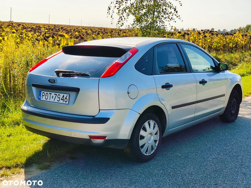 Ford Focus - 8