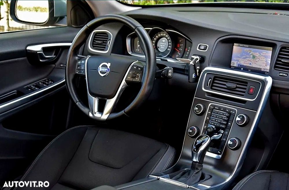 Volvo V60 D2 Start-Stop Basic - 5