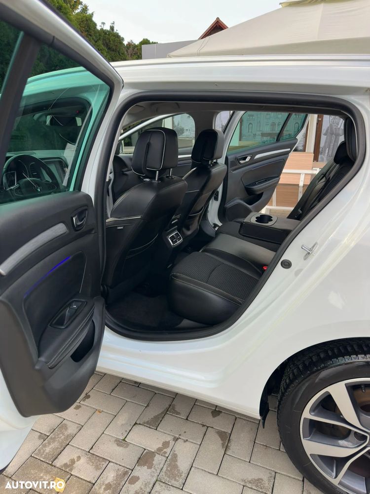Renault Megane ENERGY dCi 130 BOSE EDITION - 15