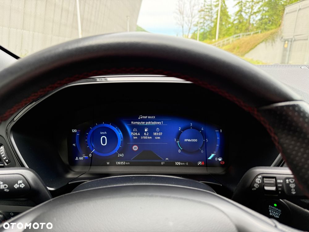 Ford Kuga 2.0 EcoBlue Hybrid ST-LINE X - 19
