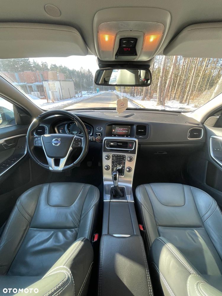 Volvo V60 D4 Drive-E Summum - 5