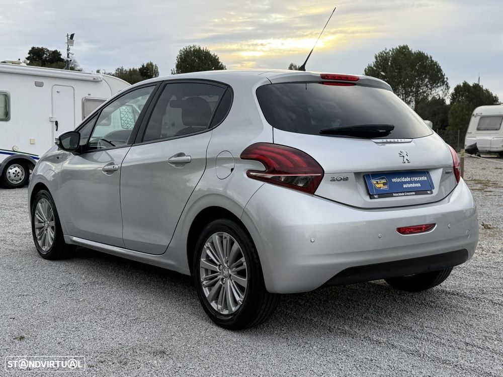 Peugeot 208 1.2 PureTech Style - 14