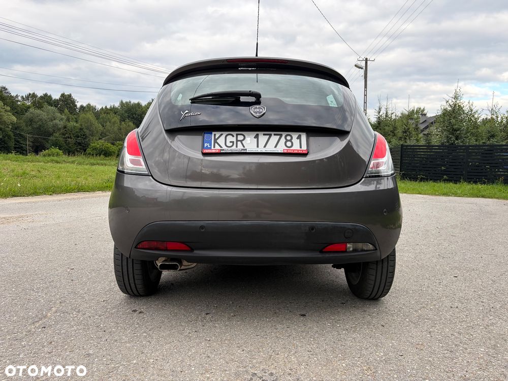 Lancia Ypsilon 1.2 8V Elefantino S&S - 14