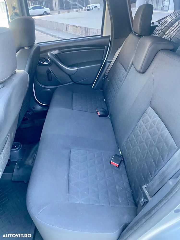 Dacia Duster 1.2 TCe 4x2 Laureate - 12