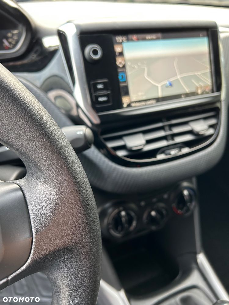 Peugeot 2008 - 14