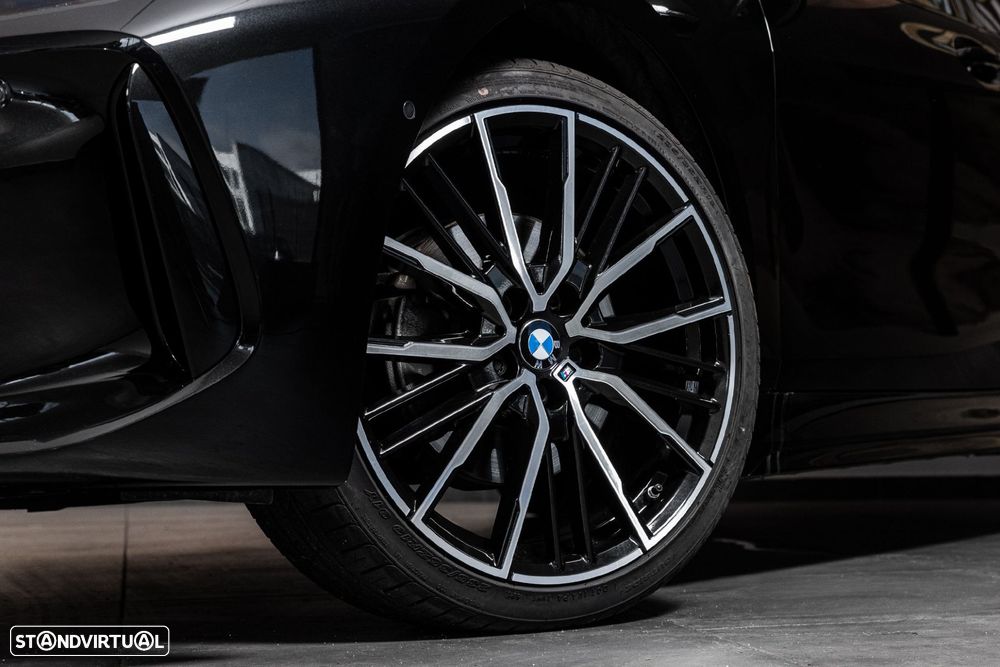 BMW 118 i Pack Desportivo M Auto - 8
