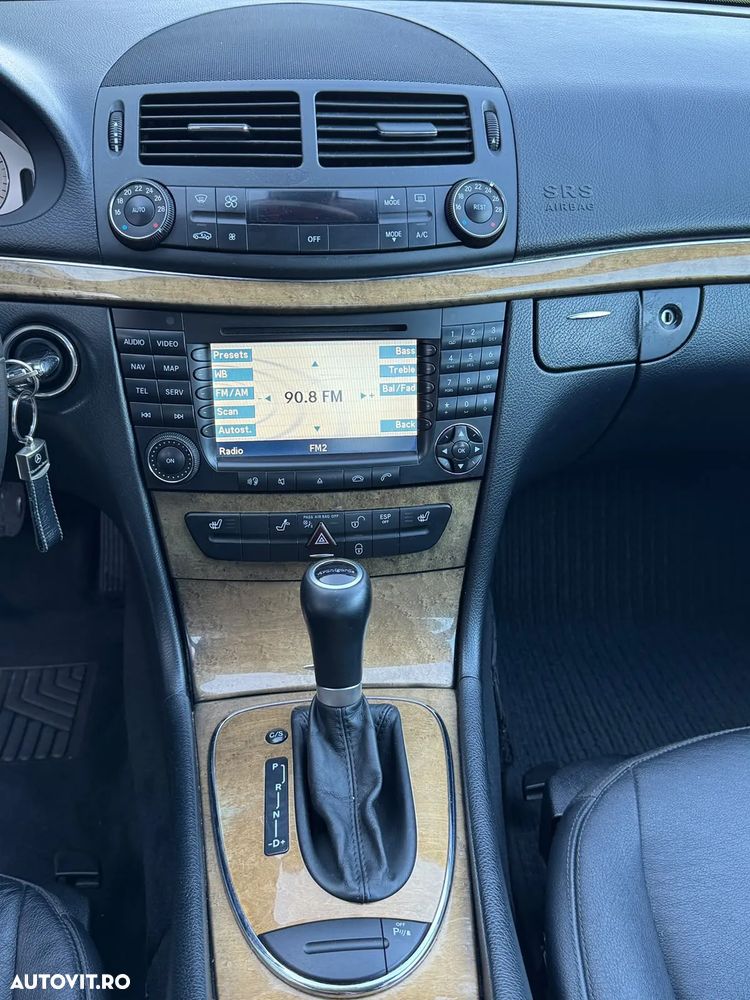 Mercedes-Benz E - 9