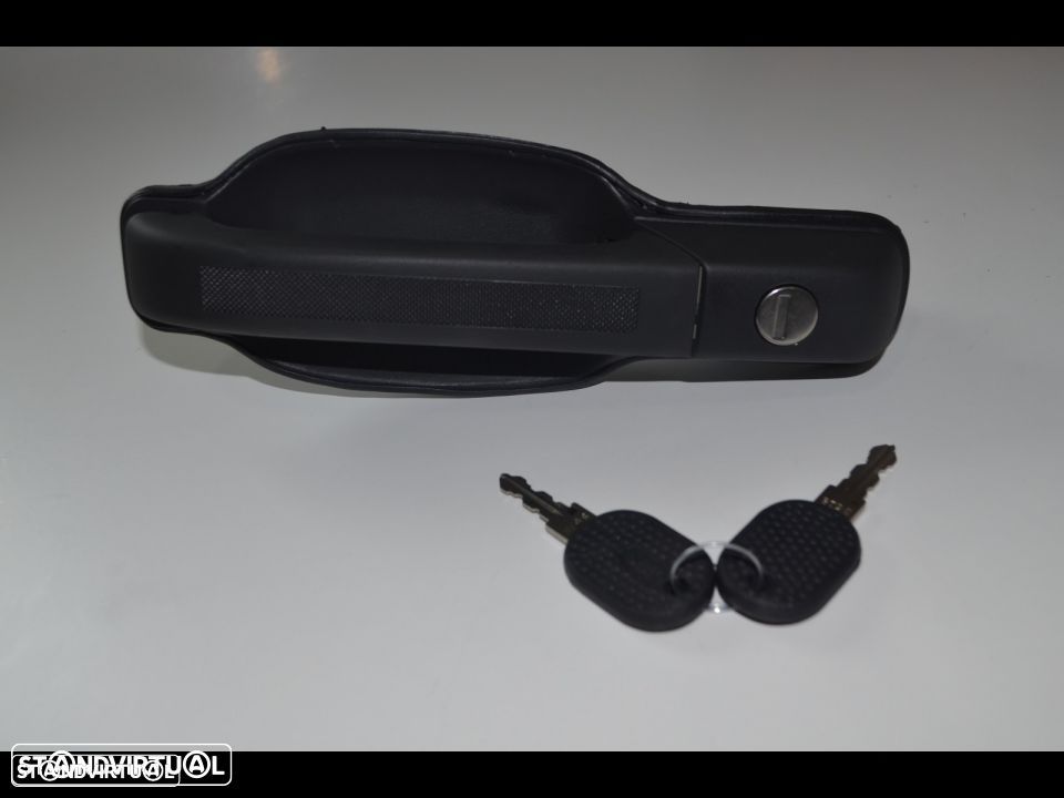 puxador/punho porta frente /lateral/tras iveco daily (novo) - 1