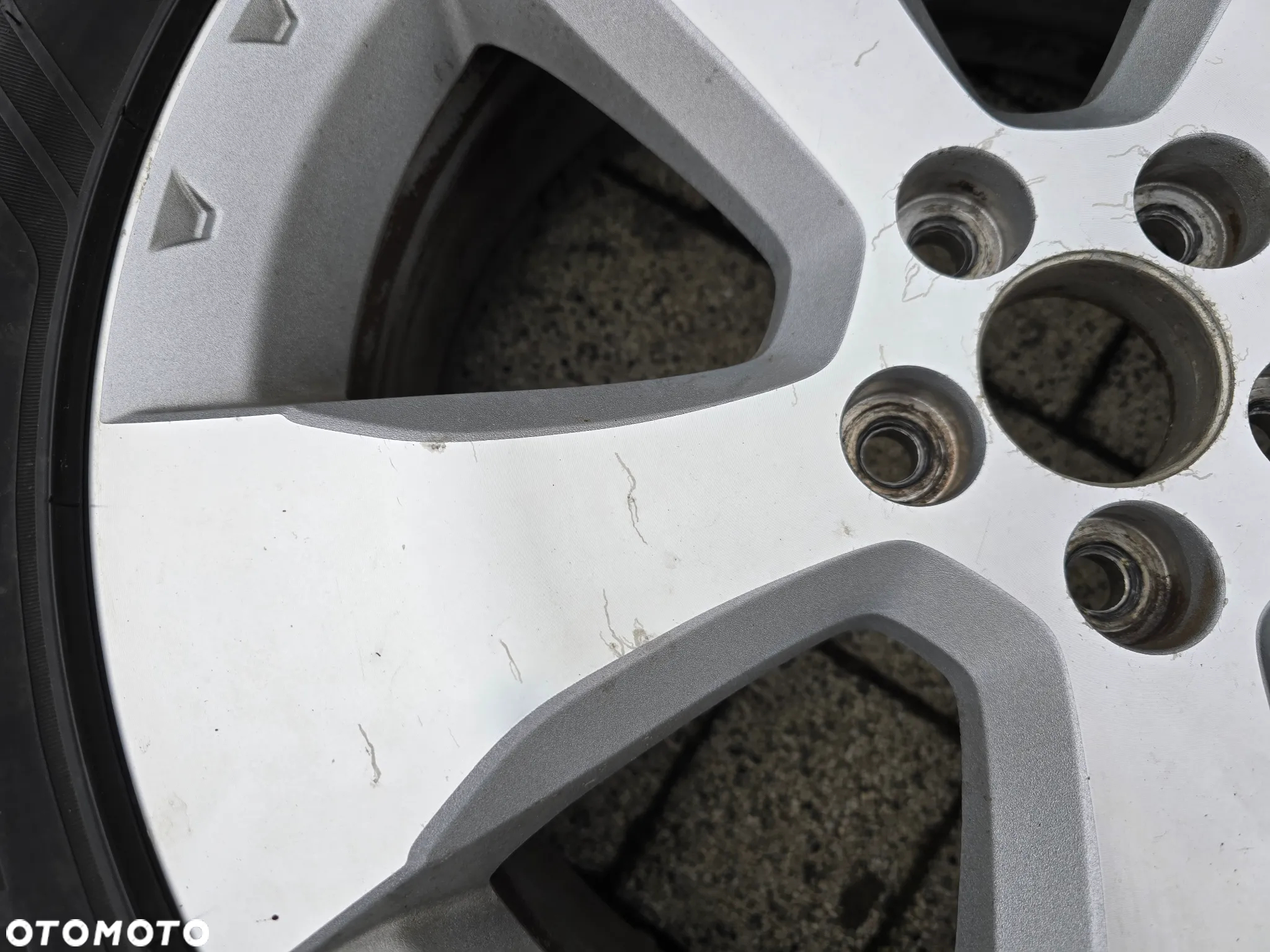 Koła SUBARU Forester SH Outback BR felgi Alumiowe Oryginał 7Jx17 et48 ch 56,1 opony 225/55r17 - 9
