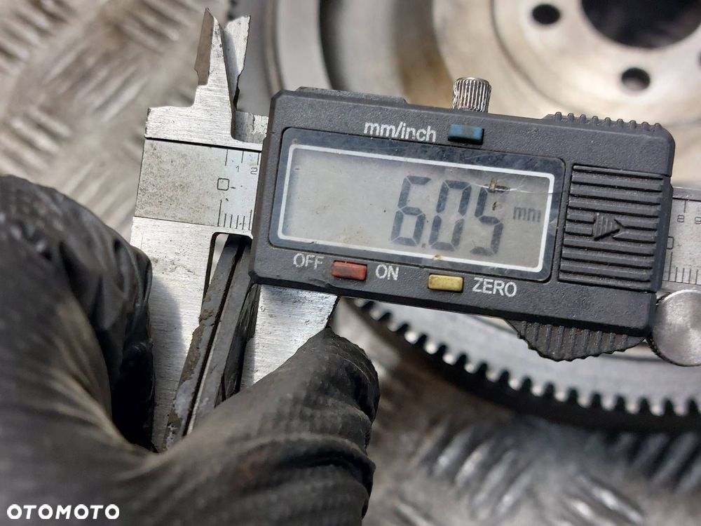 SPRZĘGŁO DOCISK ŁOŻYSKO KOŁO ZAMACHOWE VOLKSWAGEN PASSAT B5 2.0 8V - 8