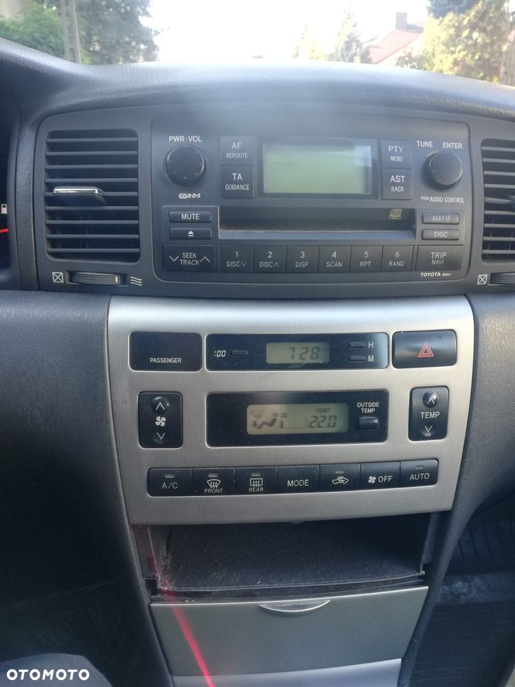 Toyota Corolla 1.6 VVT-i Sol - 2