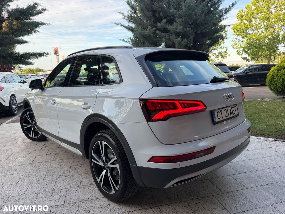 Audi Q5 2.0 TDI S tronic - 16