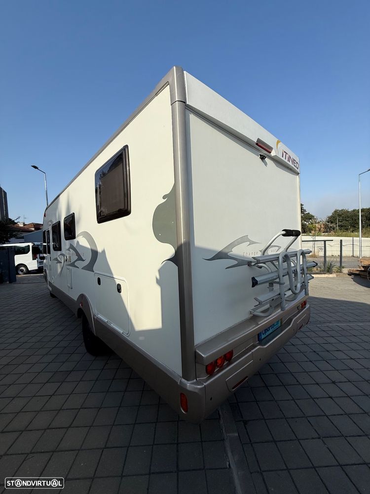 Itineo JC 740 jc 740 luxo 5 lugares 5 dormidas cama grande - 6