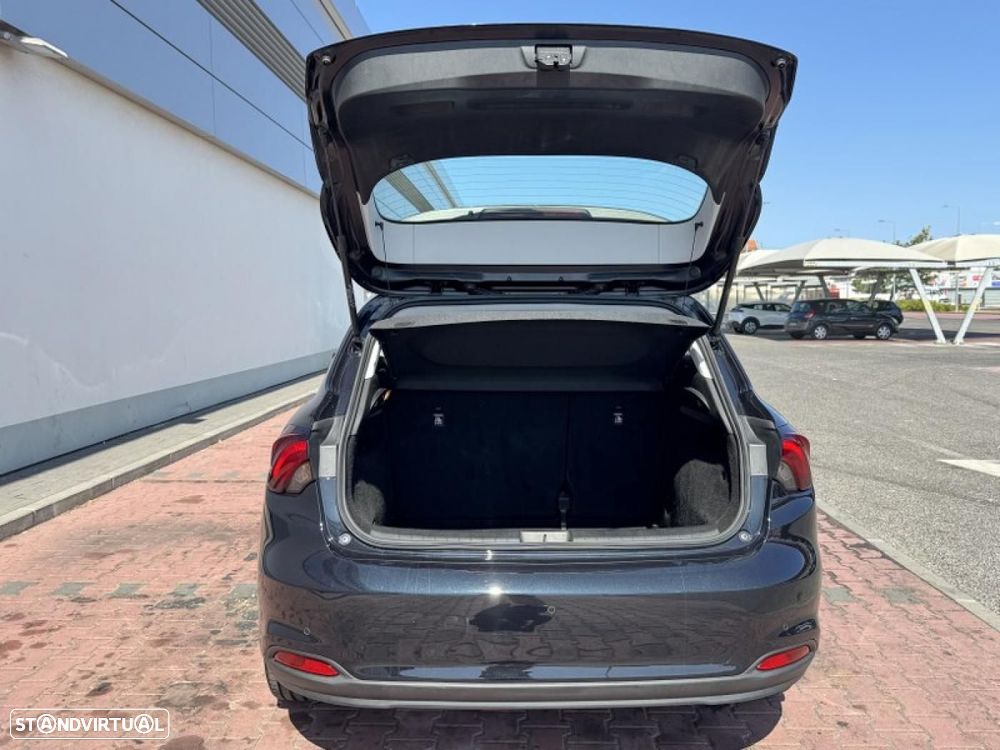 Fiat Tipo 1.3 M-Jet Lounge Tech - 31