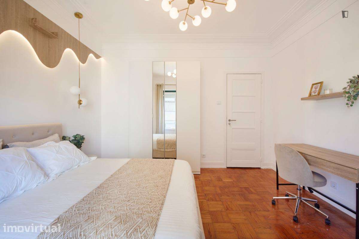 Quarto - localizado em Princípe Real Lisbon - Grande imagem: 4/28