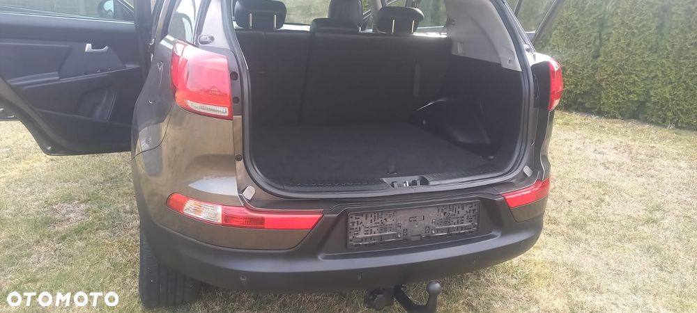 Kia Sportage 2,0 CRDI AWD Spirit - 12