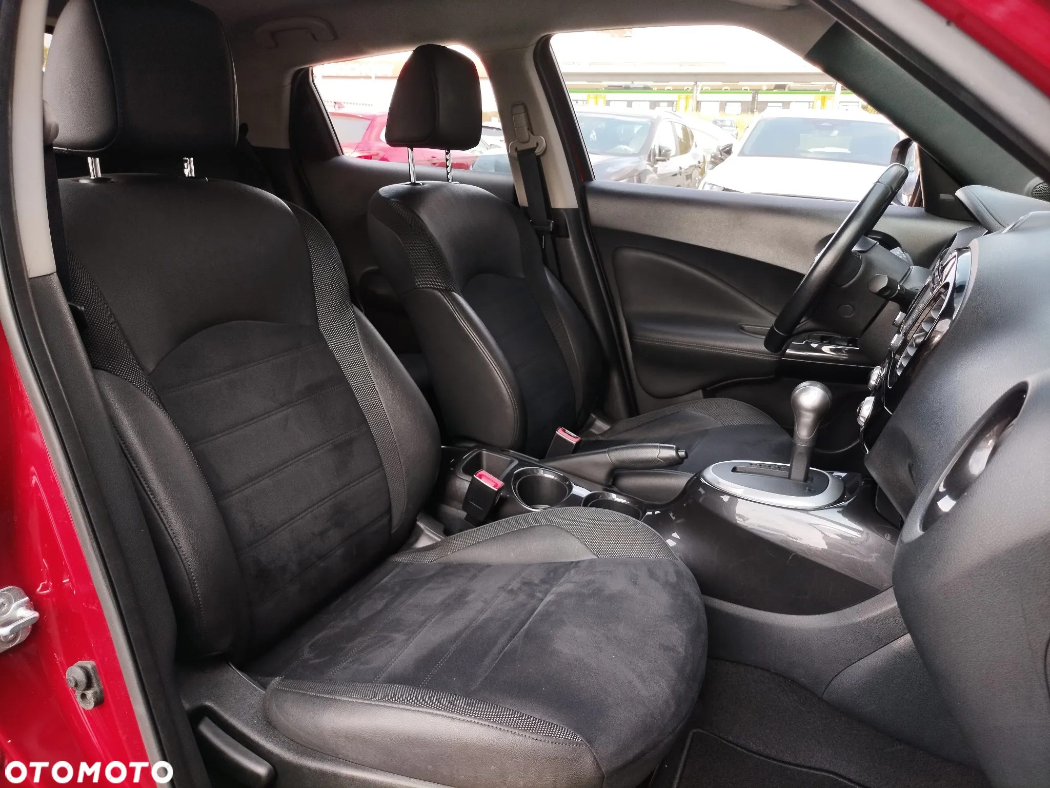Nissan Juke 1.6 N-Connecta Xtronic - 18
