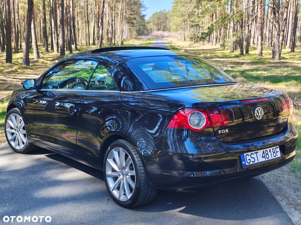 Volkswagen Eos - 12