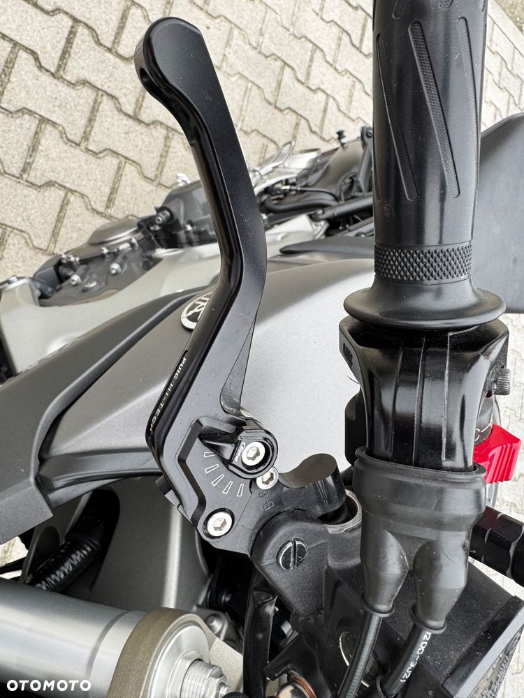 Yamaha MT - 15