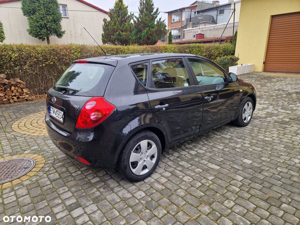 Kia Ceed 1.4 CVVT LX - 4