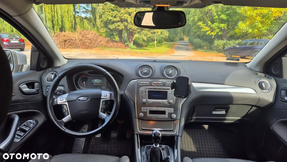 Ford Mondeo - 7