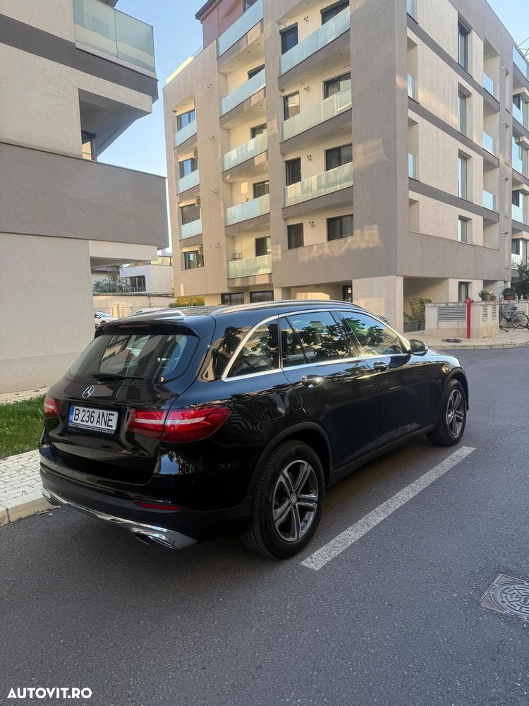 Mercedes-Benz GLC - 7