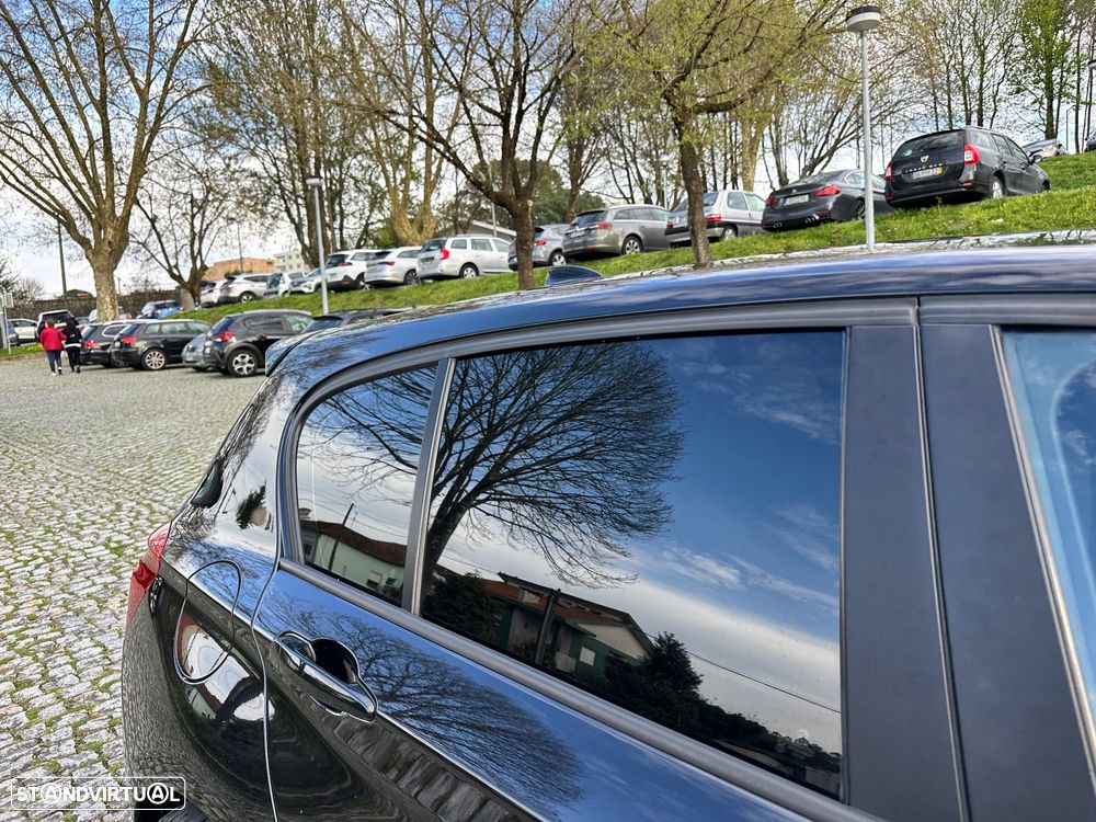 BMW 116 d Pack M - 16