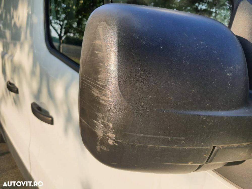 Renault Trafic dCi 95 Combi Authentique - 7