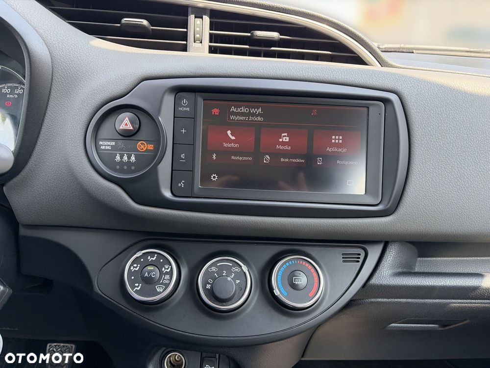 Toyota Yaris - 21