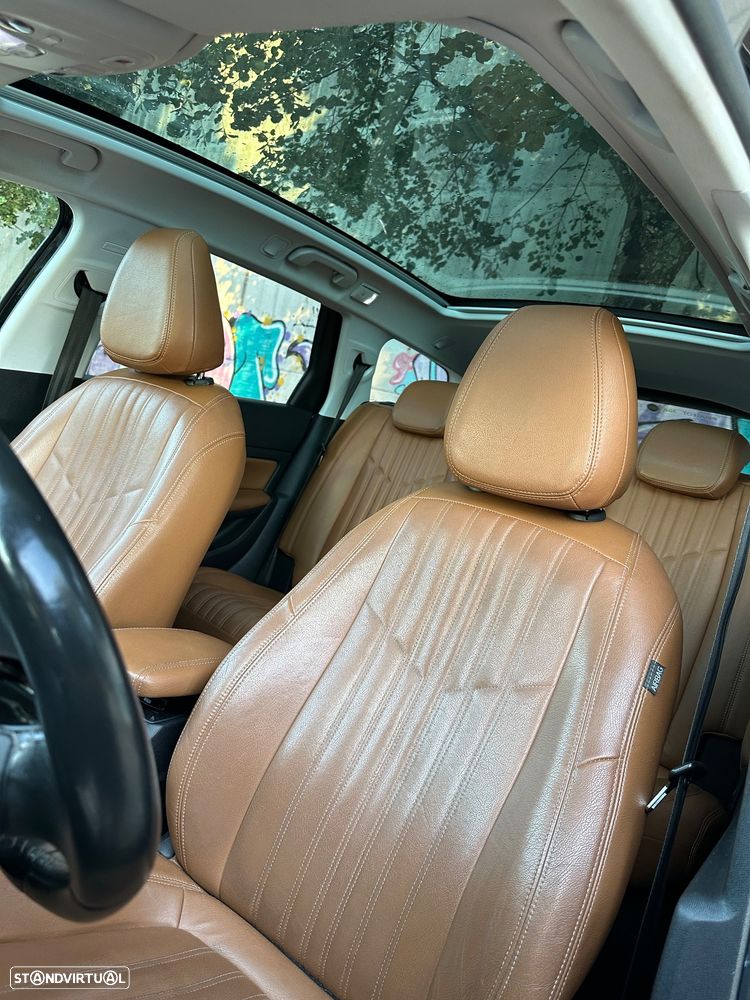 Peugeot 308 - 13