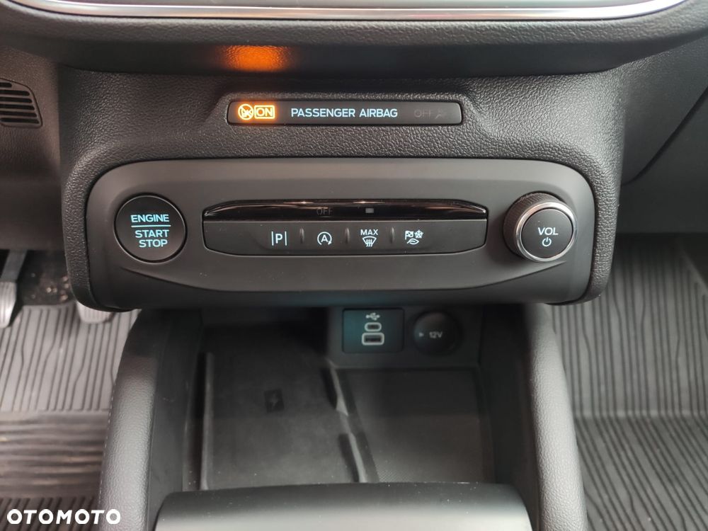 Ford Focus 1.0 EcoBoost mHEV Active X - 31