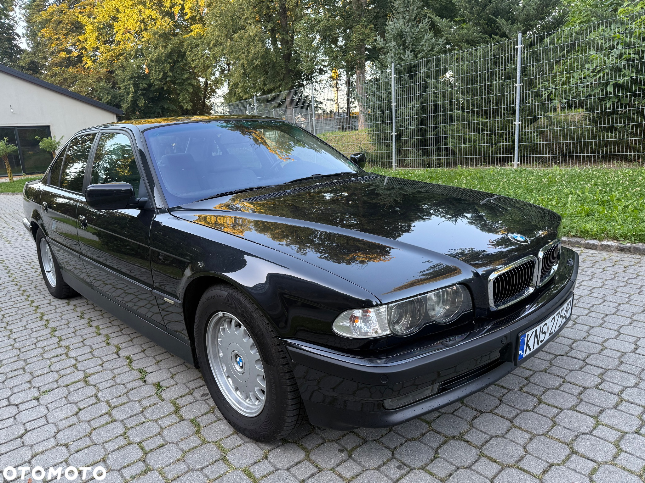 BMW Seria 7 750i - 13