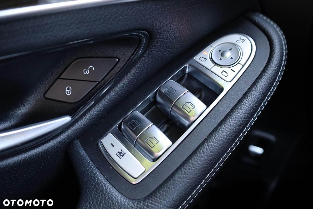 Mercedes-Benz GLC 200 4-Matic - 32