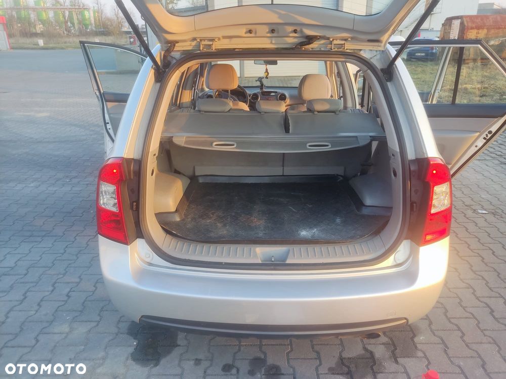 Kia Carens 2.0 CRDi EXpedition - 7