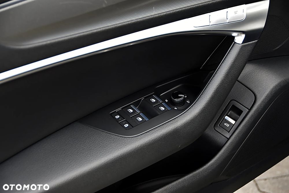 Audi A6 Avant 40 TDI quattro S tronic sport - 37