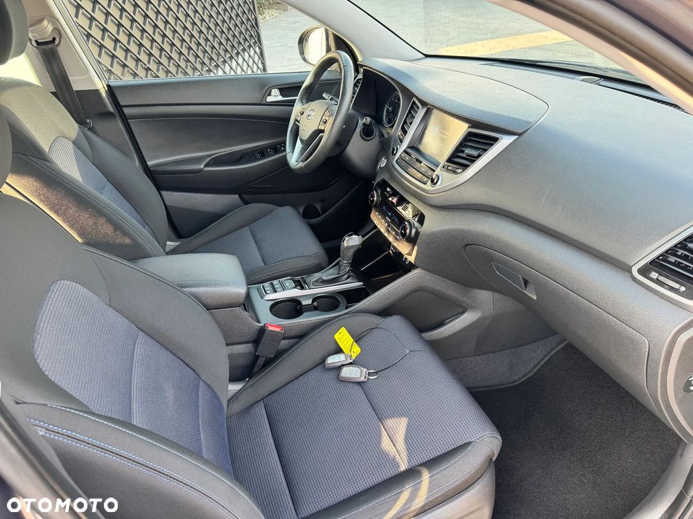 Hyundai Tucson blue 1.7 CRDi 2WD DCT Passion - 10