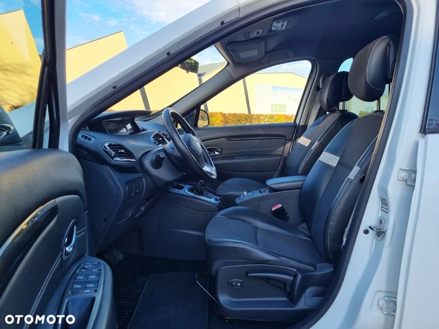 Renault Scenic dCi 160 Bose Edition - 13