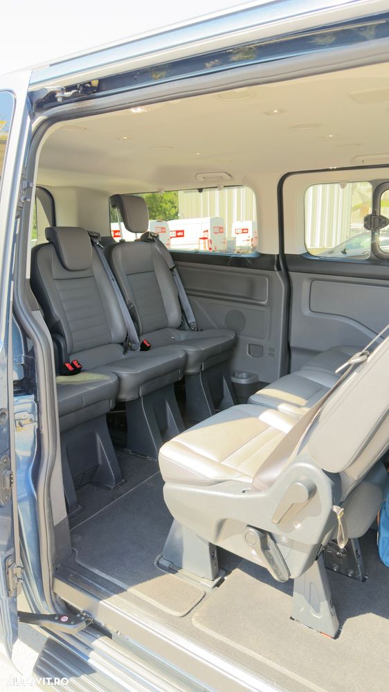 Ford Tourneo Custom Bus 320 2.0 EcoBlue 170 CP L2H1 Titanium X Aut. - 8