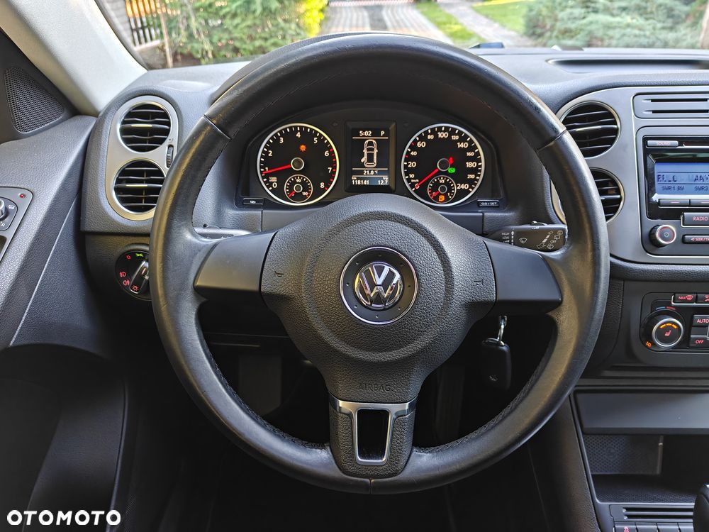 Volkswagen Tiguan - 10