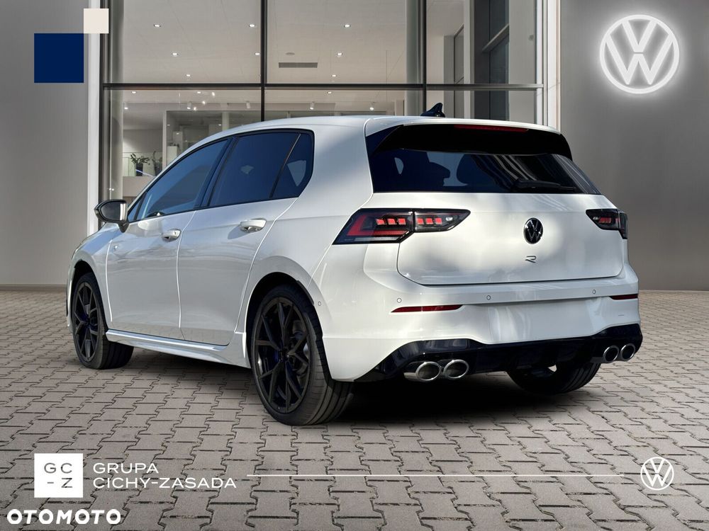 Volkswagen Golf - 4