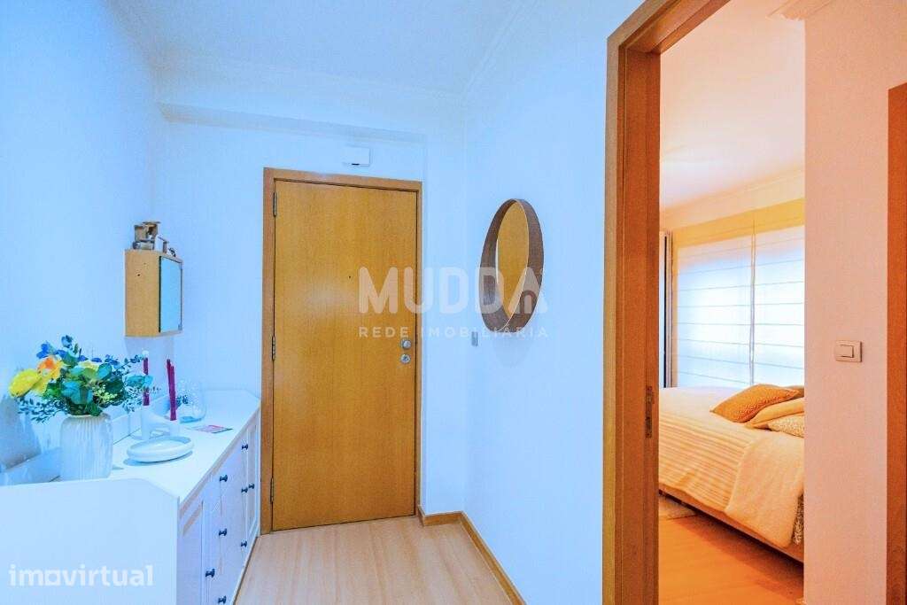 Magnífico Apartamento T2 Recuado no Último Andar com Terraço e Churras - Grande imagem: 3/26