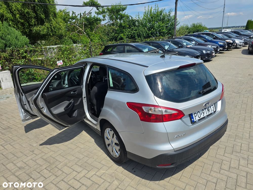 Ford Focus - 37