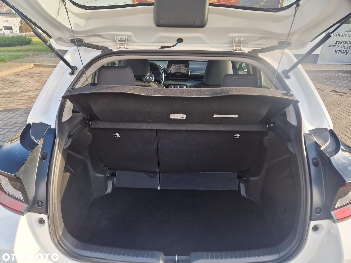 Toyota Yaris 1.0 Comfort - 23