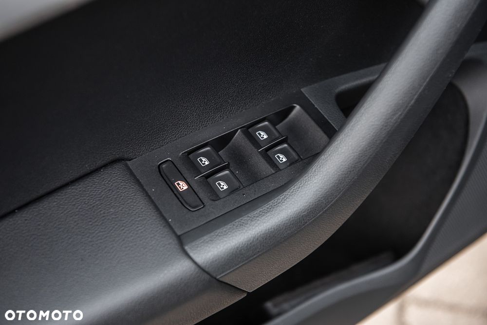 Skoda Octavia 2.0 TDI Drive DSG - 19