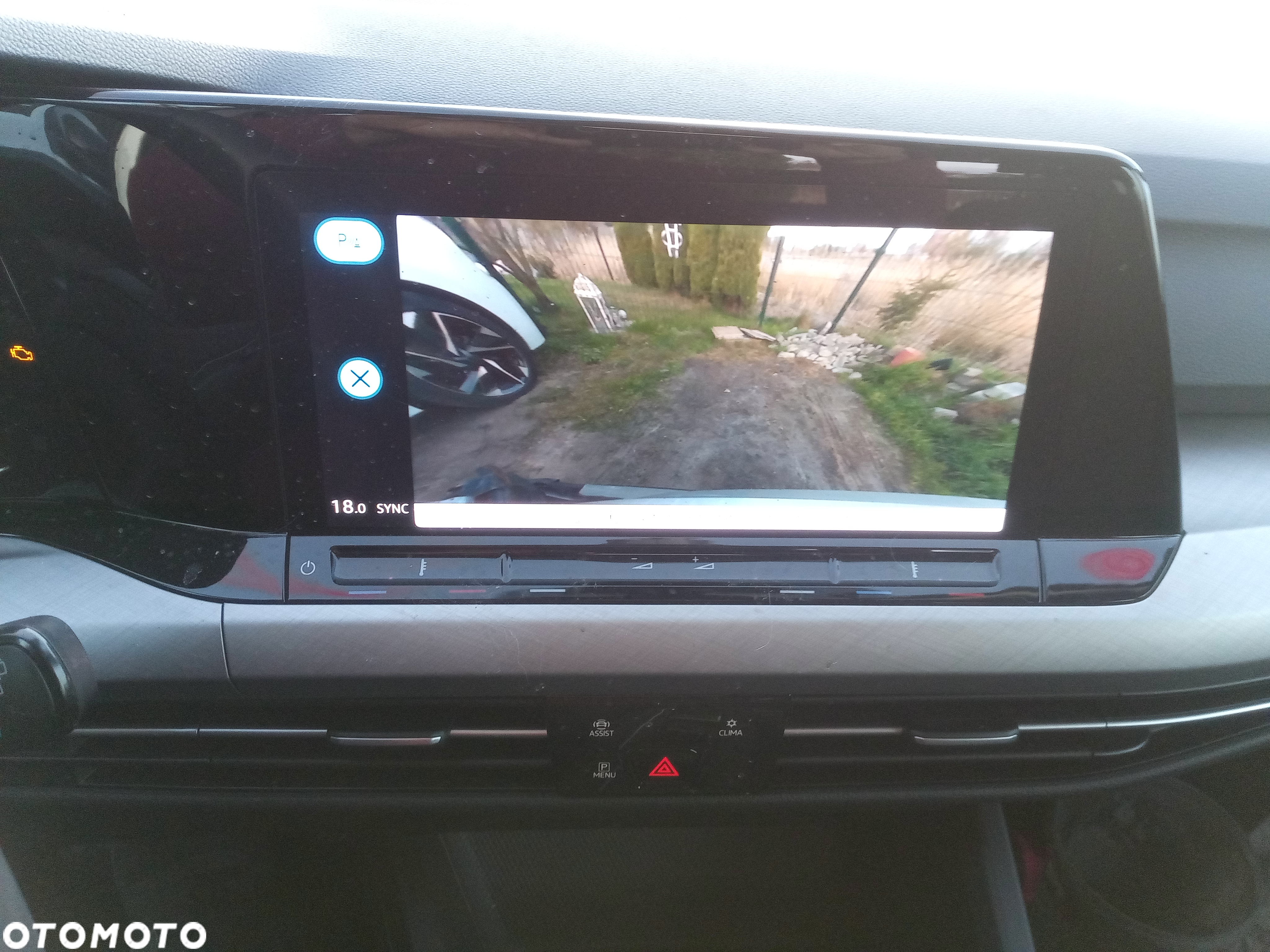 Volkswagen Golf 1.5 eTSI OPF DSG United - 3