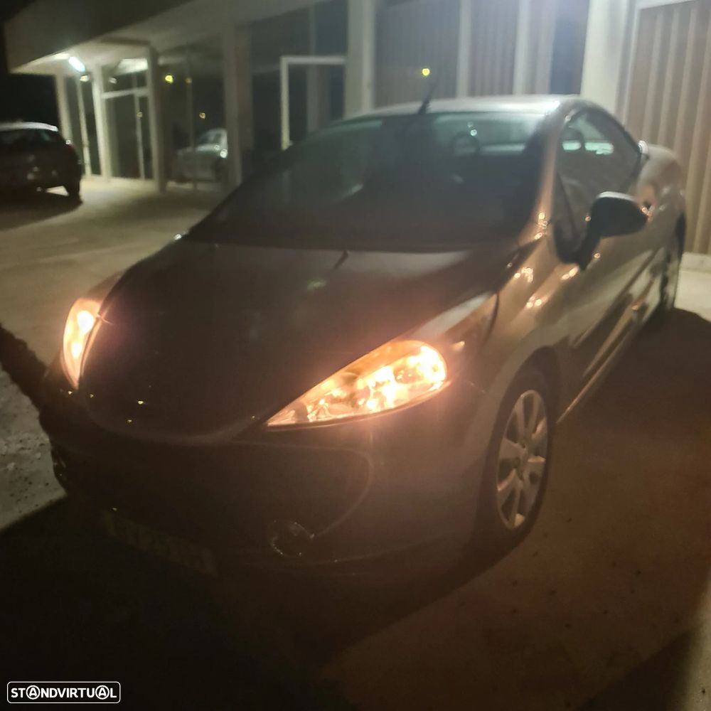 Peugeot 207 CC 1.6 HDi Active - 5